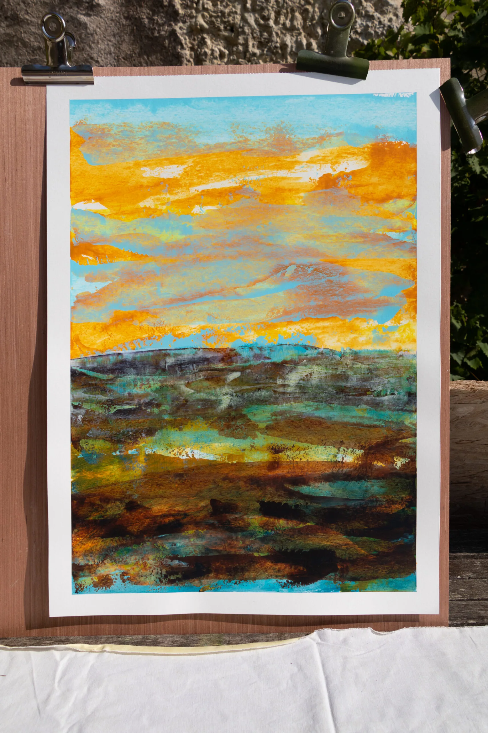 Les nuages oranges, acrylique sur papier, 37X54 cm